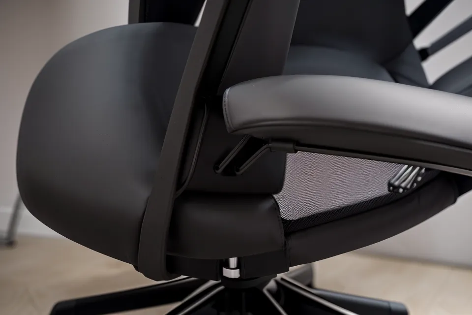 The weight-activated tension mechanism under the Steelcase Karman seat